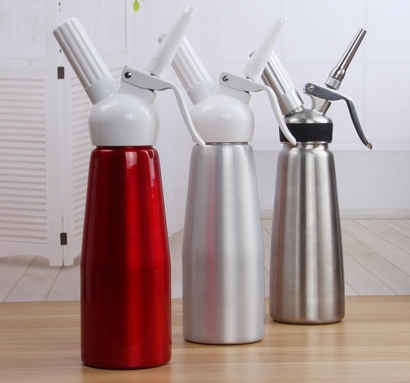 上海進(jìn)口臺(tái)灣不銹鋼奶油瓶清關(guān)資料-19年報(bào)關(guān)行