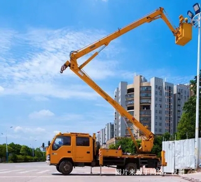 德國工程設(shè)備進口報關(guān)流程_上海高空作業(yè)平臺清關(guān)