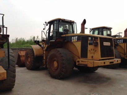 如何從國外進(jìn)口二手裝載機(jī)