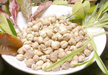 阿拉伯聯(lián)合酋長國豆蔻進(jìn)口報關(guān)_進(jìn)口藥材通關(guān)單辦理